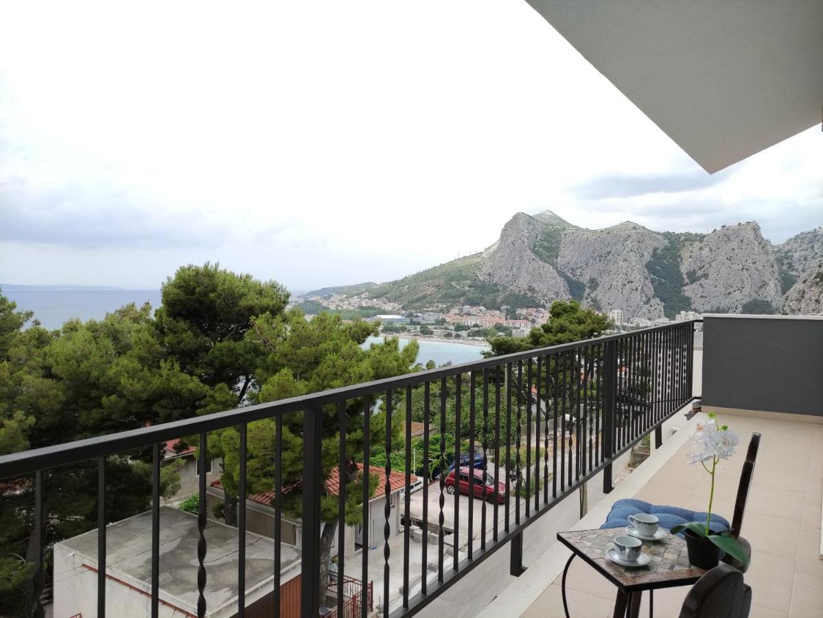 Ferienwohnung Rake Omiš Exterior foto
